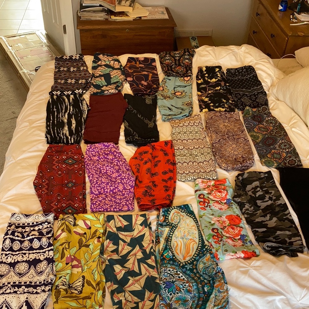 Lot of 23 leggings